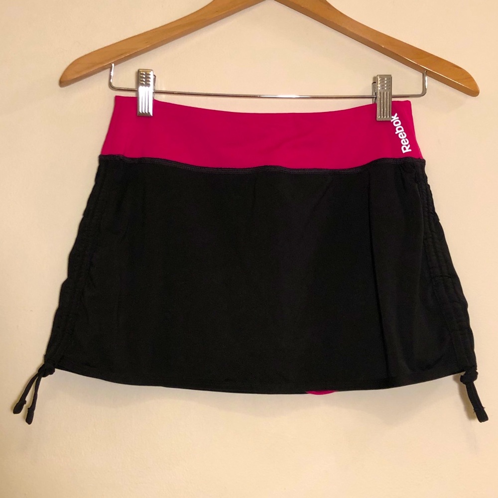 Reebok Tennis Skirt - Black and Pink